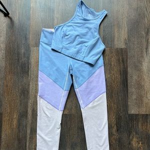 Outdoor Voices-Leggings and Bra set